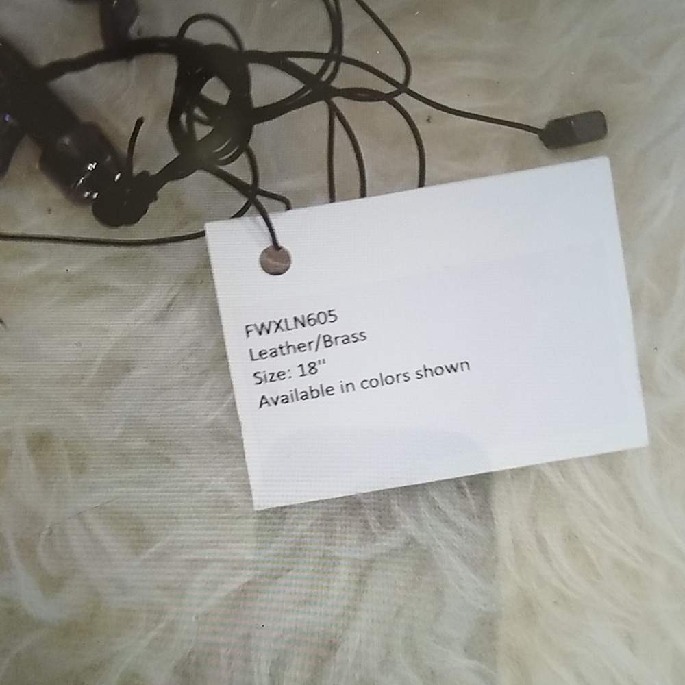 Boho leather and brass bib necklace - Picture 5 of 5